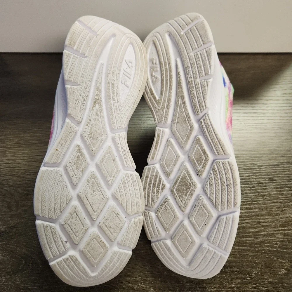 FILA Womens Running Shoes Foam Memory Foam Skyway 2.0 Tie Dye Size 6 Lightweight